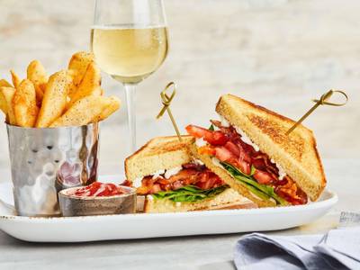 Courtyard by Marriott Wichita East