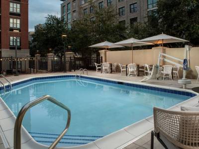 Courtyard Savannah Downtown/Historic District
