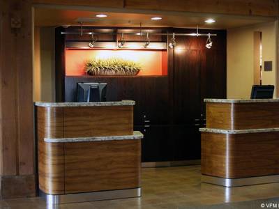 Courtyard Farmington