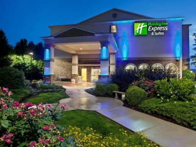 Holiday Inn Express & Suites Allentown West