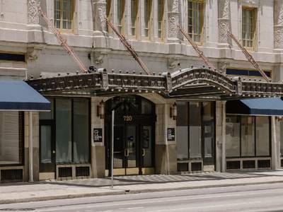 Club Quarters Hotel Houston