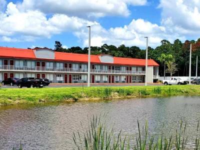 Motel 6 Vero Beach, FL