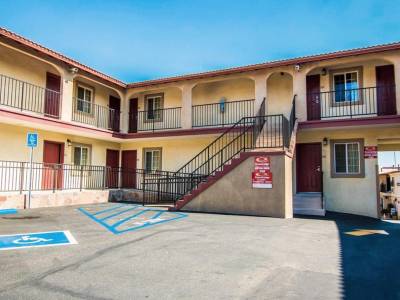 Econo Lodge Long Beach