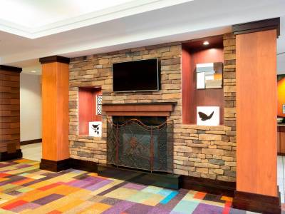 Fairfield Inn and Suites by Marriott State College