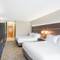 Holiday Inn Express Hotel & Suites Boston-Marlboro