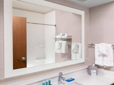 Holiday Inn Express Hotel & Suites Coeur D'Alene I-90 Exit 11