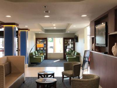 Holiday Inn Express Hotel & Suites Franklin