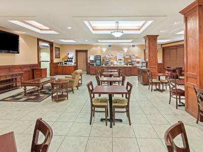 Holiday Inn Express Hotel & Suites Laredo - Event Center Area