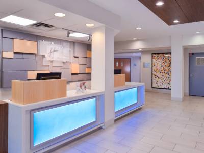 Holiday Inn Express Hotel & Suites Southfield - Detroit
