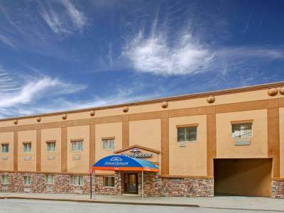 Howard Johnson Express Inn Bronx