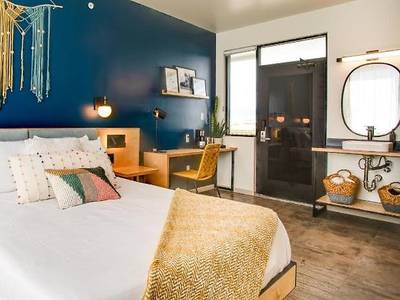 Monterey Non-Smokers Motel