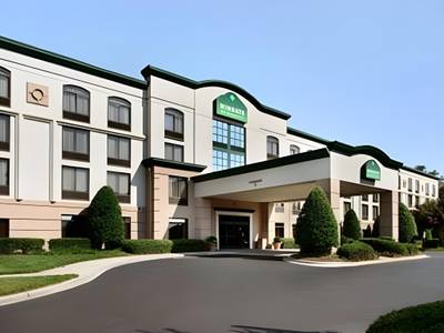 Wingate by Wyndham Charlotte Airport South / I-77 Tyvola Road