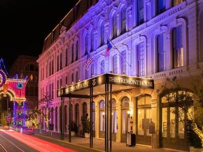 The Tremont House, A Wyndham Grand Hotel