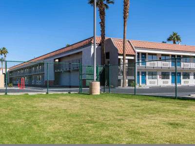 Motel 6 Thousand Palms