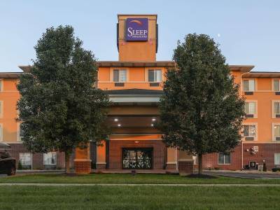 Sleep Inn & Suites