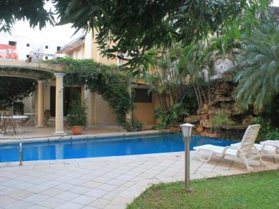 Premier Hill Hotel Suites