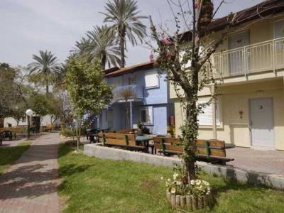 Degania Bet Kibbutz Country Lodging