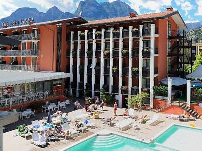 Club Hotel La Vela & Appartement