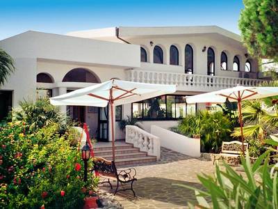 Villaggio Pineta Petto Bianco