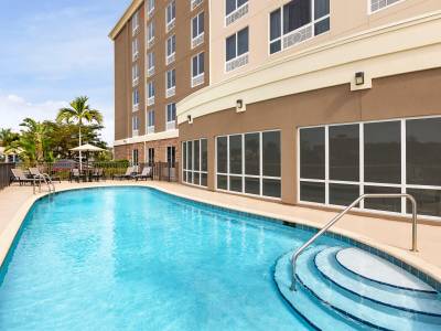Holiday Inn Express & Suites - The Forum