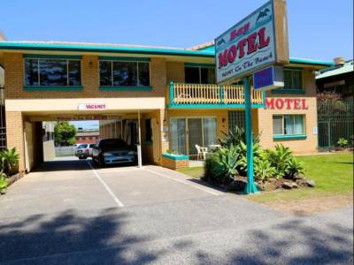 Bay Motel