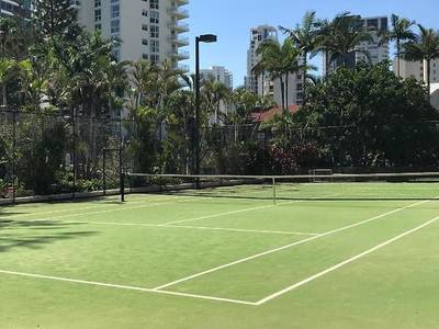 Contessa Condominiums