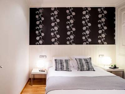 Feel at Home Gran Via Apartments