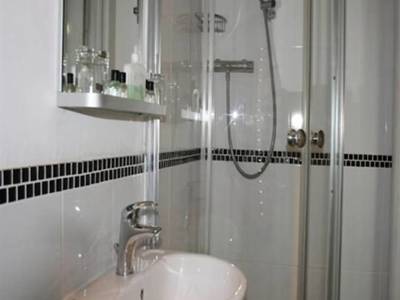 Grand Pier Guest House