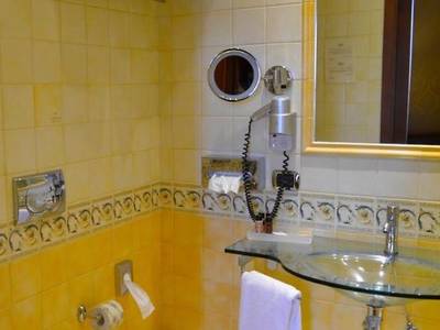 Livingston Hotel & Spa