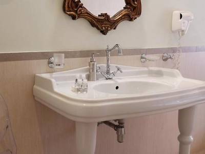 Palazzo Rooms & Suites