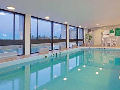 Crowne Plaza Boston Newton