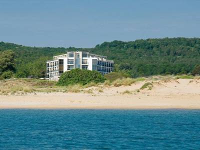 South Pearl Resort & Spa