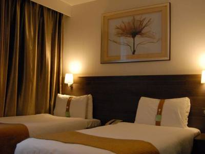 Crowne Plaza London - Kingston 