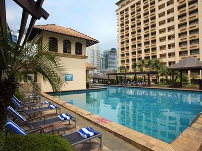 Orchard Rendezvous Hotel