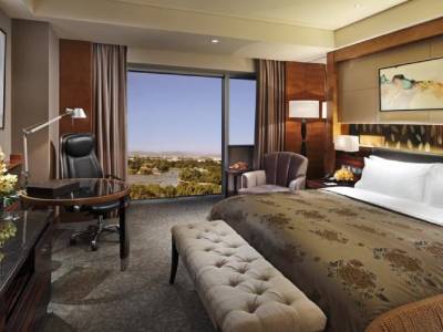 Radegast Lake View Hotel