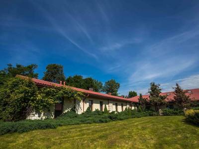 Dwor w Tomaszowicach - Krakowskie Centrum Konferencyjne