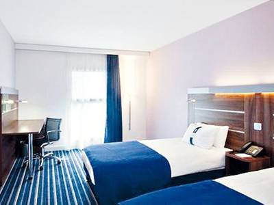 Holiday Inn Express Saint Charles