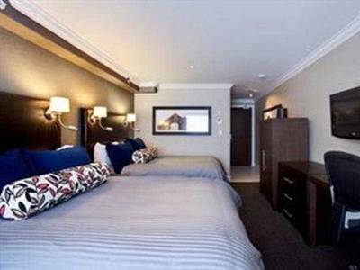 Sandman Signature Edmonton South