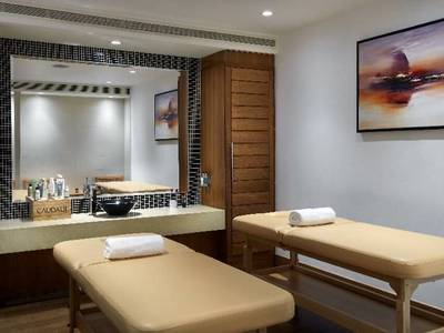 Leonardo Royal Hotel London Tower Bridge