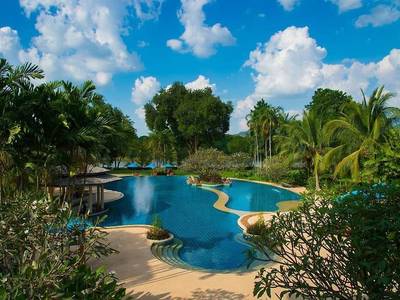 Away Kanchanaburi Dheva Mantra Resort & Spa