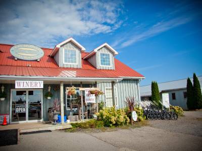 Holiday Inn Express & Suites Clarington - Bowmanville