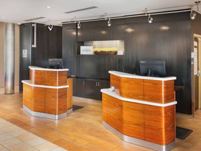 Courtyard Santa Ana Orange County