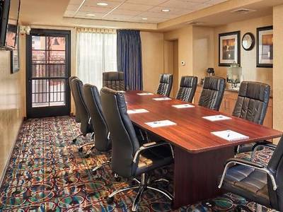 Holiday Inn Express Hotel & Suites El Paso Airport Area