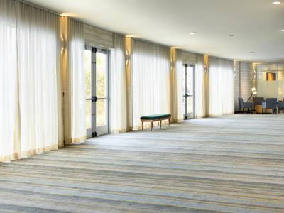 Holiday Inn Oakland Airport