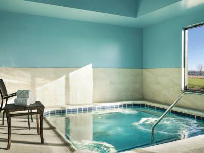 Holiday Inn Express Hotel & Suites Peru - Lasalle Area