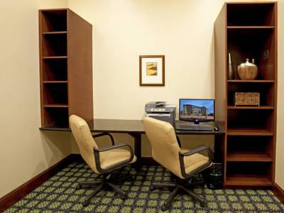 Staybridge Suites San Antonio Sea World