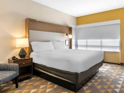 Holiday Inn Louisville Airport South