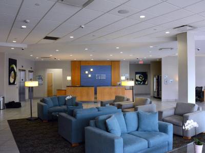 Holiday Inn Express & Suites Stamford