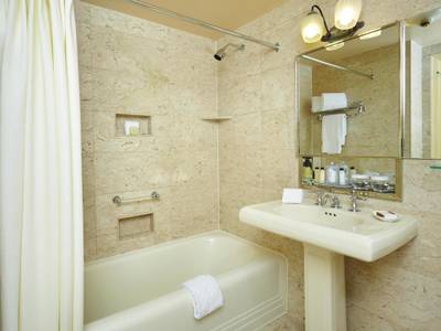 The Waldorf Astoria New York & The Towers of the Waldorf Astoria