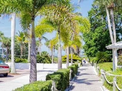 Captiva Beach Resort